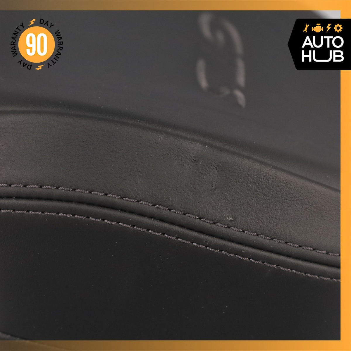 15-26 Porsche Macan 95B GTS Front & Rear Headrest Head Rest Leather Set OEM 46k - photo 19