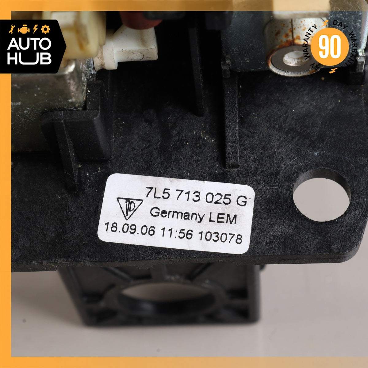 05-10 Porsche Cayenne 955 Automatic Transmission Gearbox Shifter w/ Cable OEM - photo 16