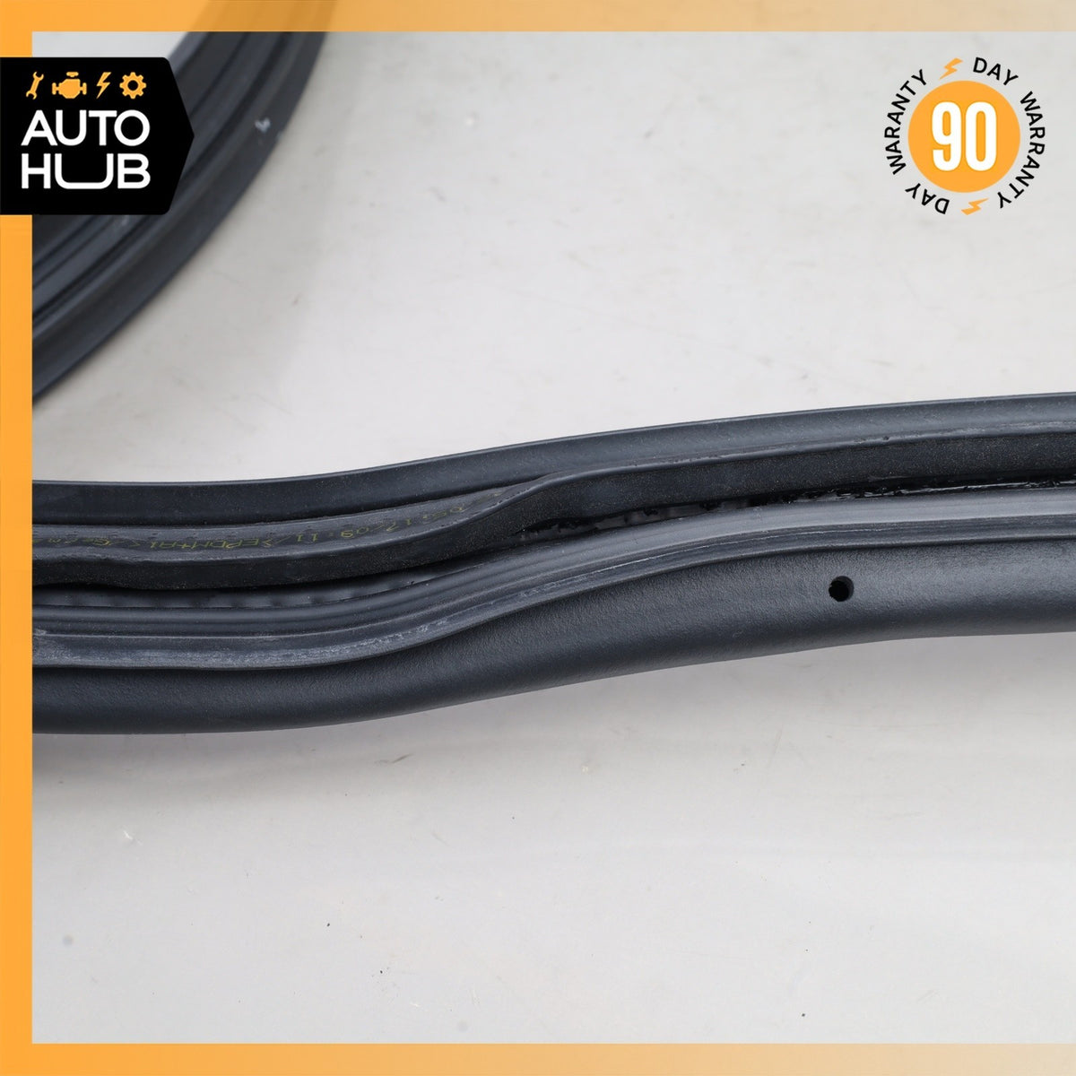 17-19 Porsche 991 911 Carrera 4S Coupe Right Side Door Weatherstrip Seal OEM - photo 16