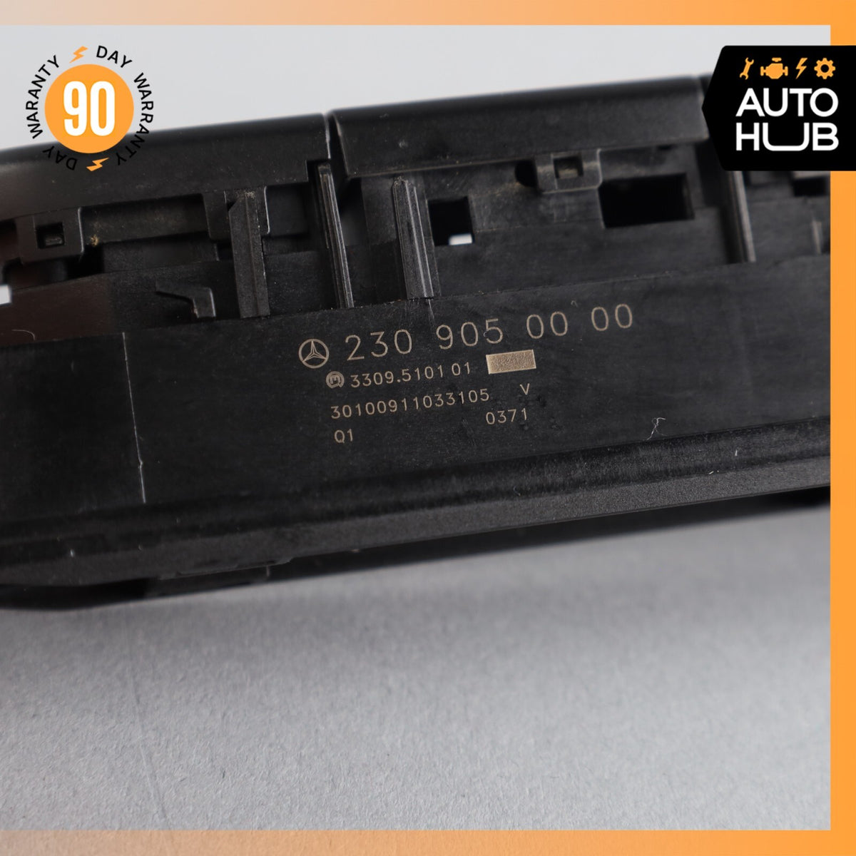 Mercedes R230 SL550 SL55 AMG Center Console ESP Switch Control Button OEM - photo 7
