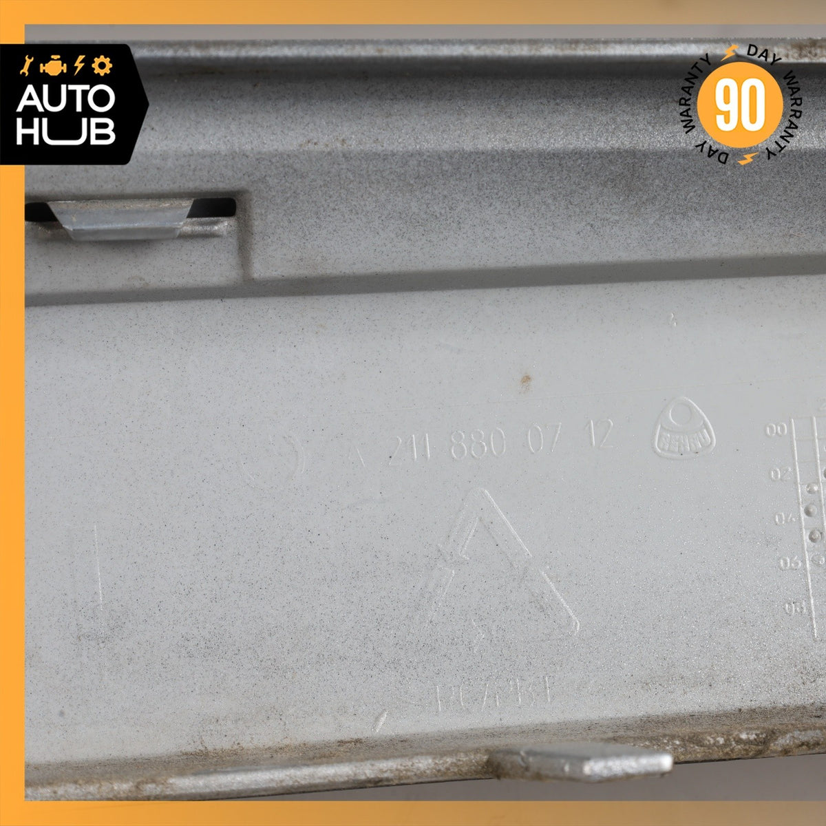 03-06 Mercedes W211 E320 E500 E55 AMG Front Left Side Bumper Molding Trim OEM - photo 11