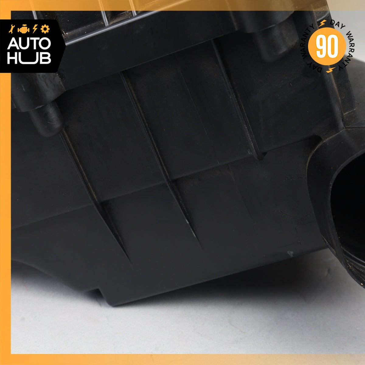 Audi 8J TT 2.0L Engine Air Intake Cleaner Filter Box Housing 1K0129607AG OEM - photo 15
