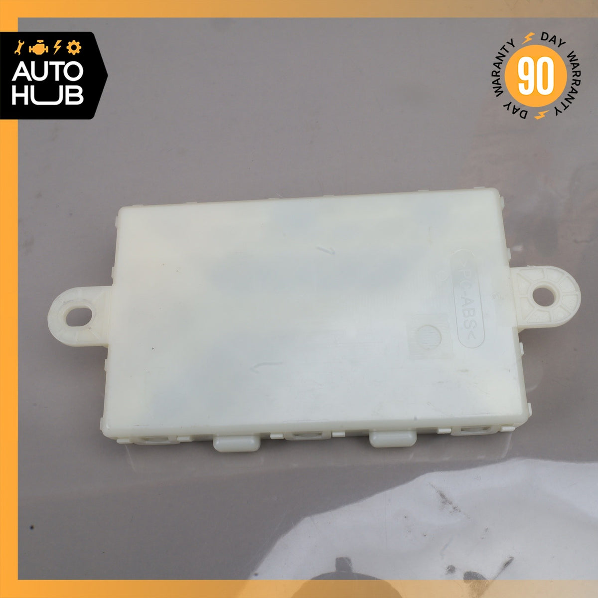 Mercedes W205 C300 Keyless Go Entry Control Module 2229003308 OEM - photo 8