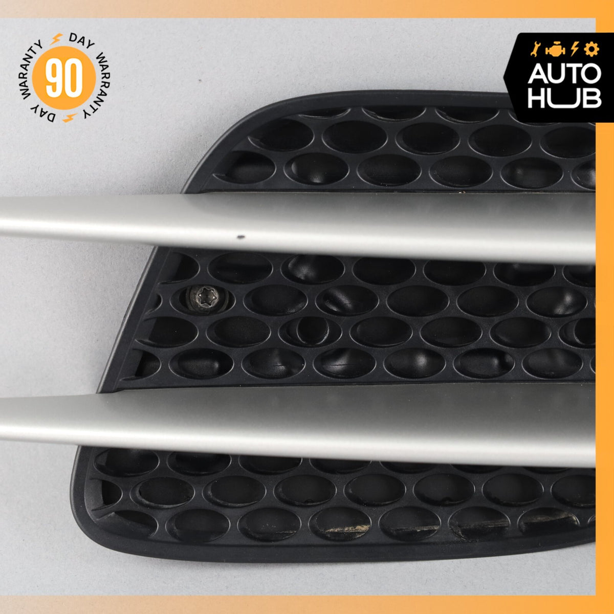 03-08 Mercedes R230 SL500 SL55 AMG SL550 Fender Grill Grille Vent Right Side OEM - photo 3