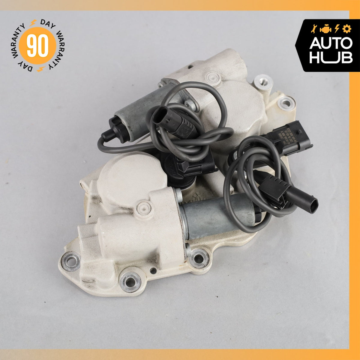 07-15 Mercedes W221 S63 ML63 CLS63 AMG Left Camshaft Adjuster Cover w/ Valve OEM - photo 3