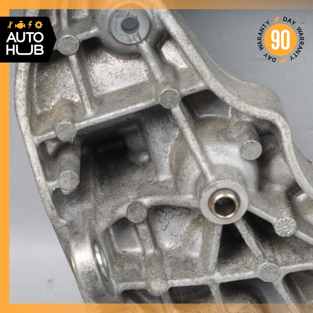 2018 Maserati Quattroporte SQ4 Engine Generator Alternator Bracket 286933 OEM - photo 9