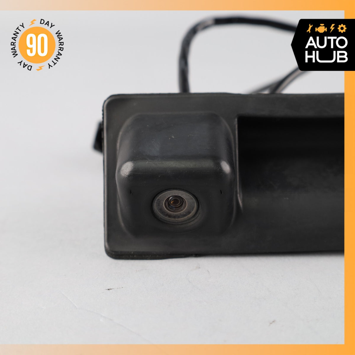 Porsche Cayenne 958 GTS Trunk Tailgate Release Open Handle w/Camera OEM 82k - photo 3