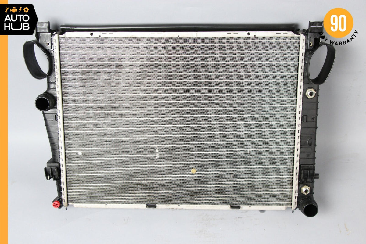 03-12 Mercedes R230 SL500 SL550 SL600 Engine Water Cooling Radiator OEM 68k - photo 6