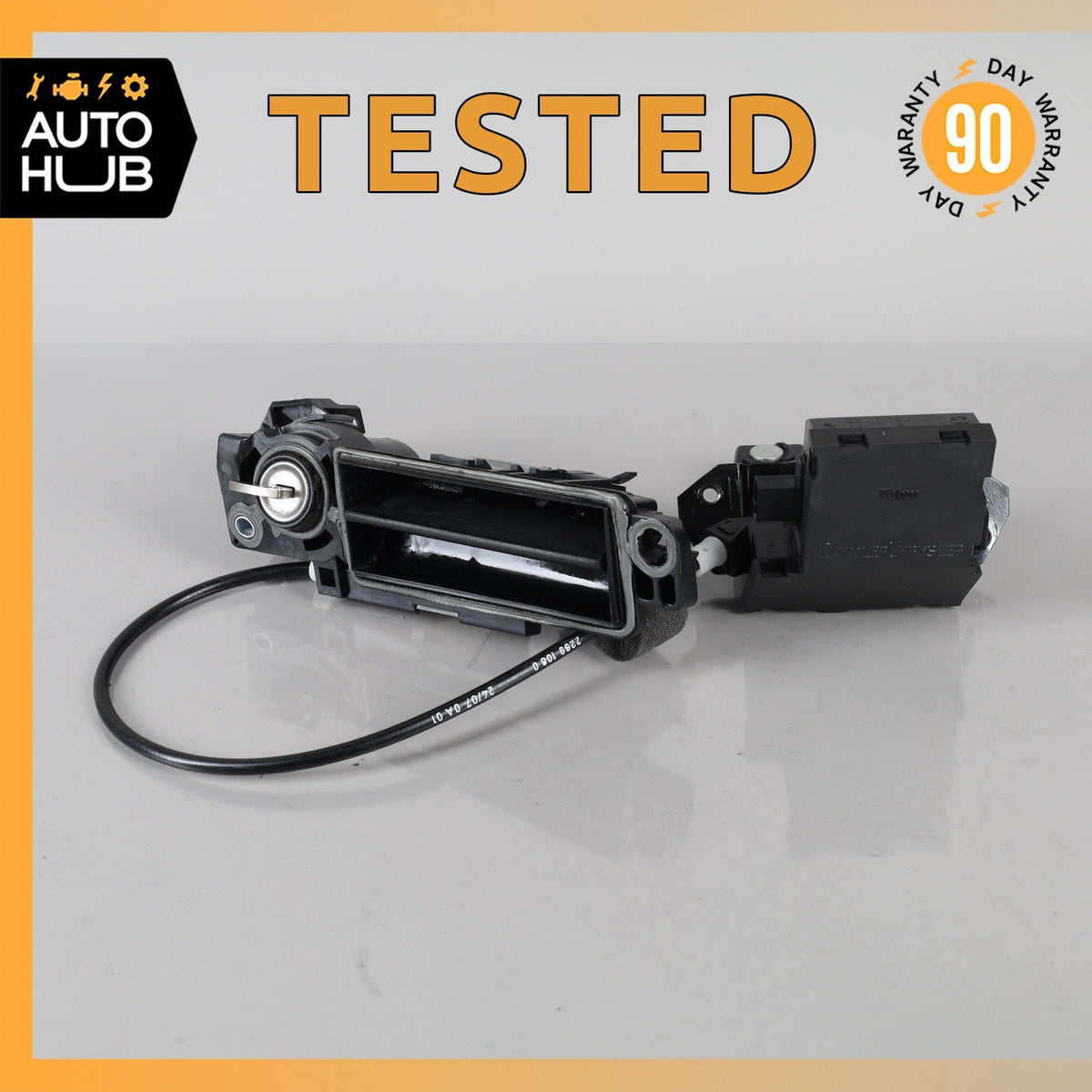 01-11 Mercedes W211 E350 CLK350 E500 Trunk Lock Latch Mechanism w/ Handle OEM - photo 1