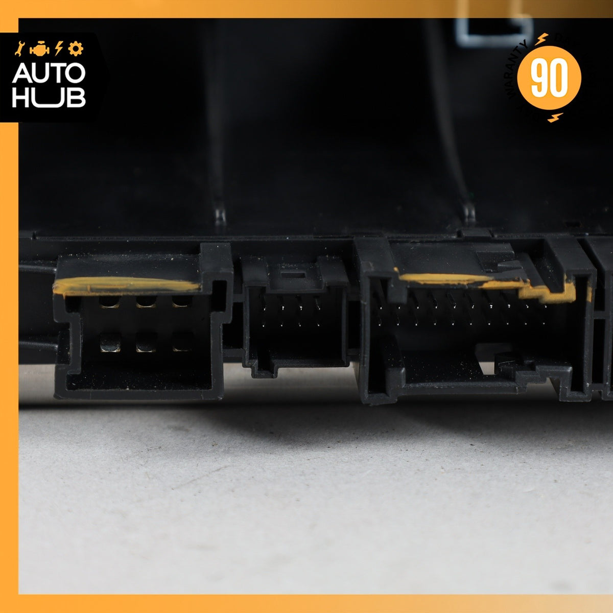 03-12 Mercedes R230 SL500 SL55 AMG Front Left SAM Fuse Box Control Module OEM - photo 6