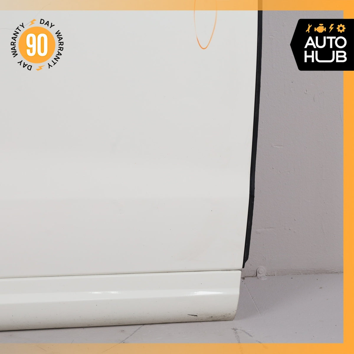 17-22 Maserati Levante M161 Front Right Passenger Side Door Shell White OEM 89k - photo 5