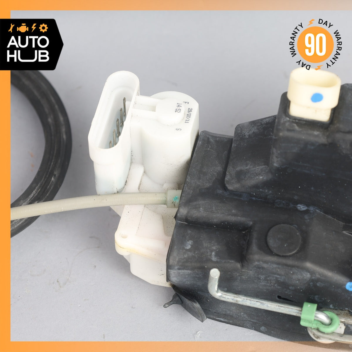 09-19 Maserati GranTurismo M145 Left Side Door Lock Latch Actuator OEM - photo 2