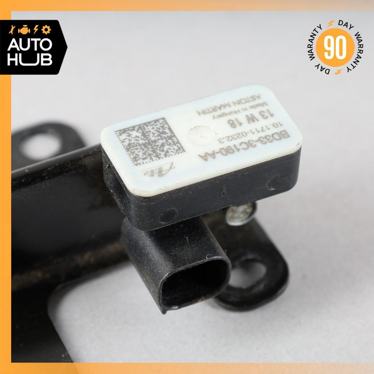 Aston Martin DB9 Accelerometer Body Sensor w/ Bracket BD333C190AA OEM 22k - photo 3