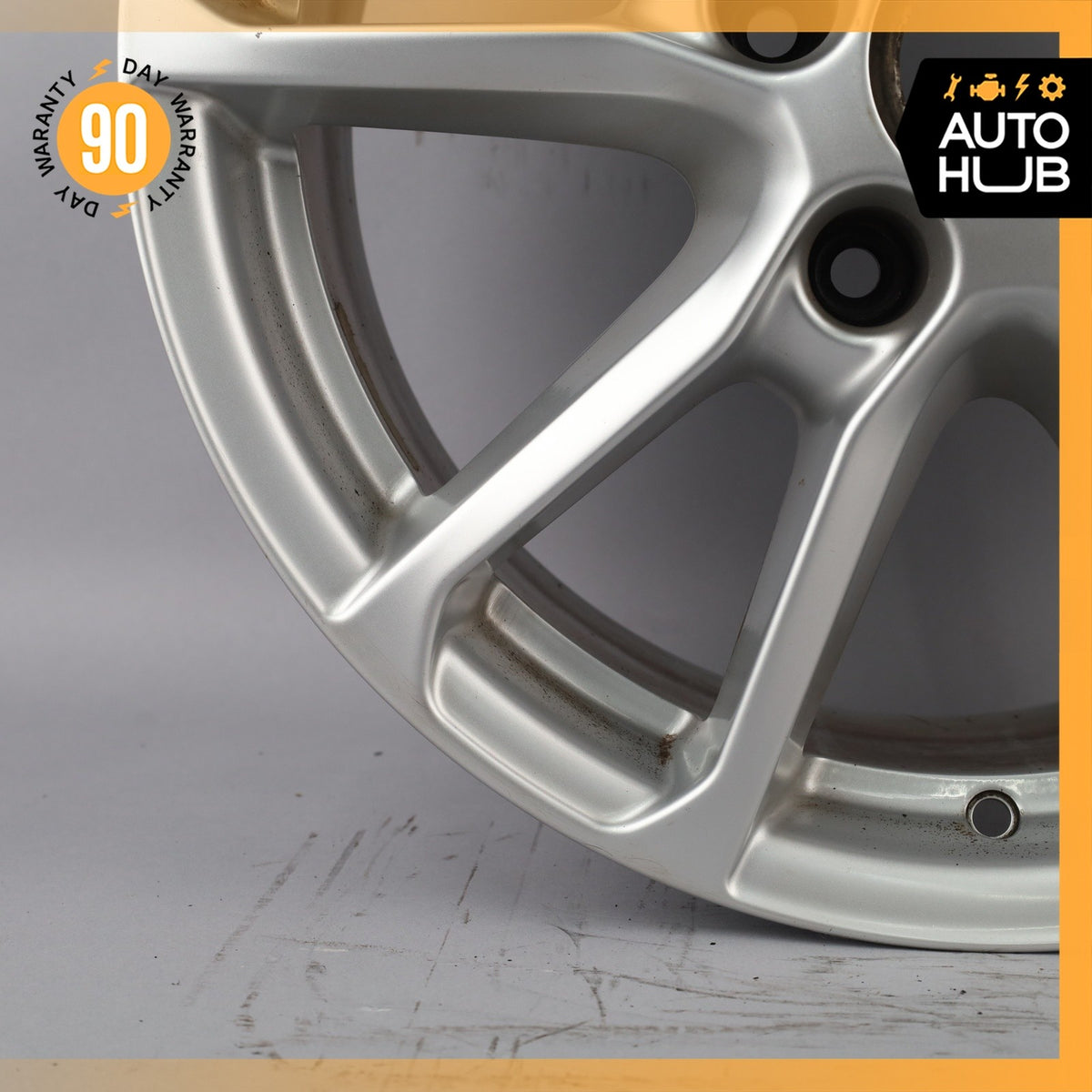 Porsche Cayenne 958 8 x 18 18" Wheel Rim Silver 7P5601025AB OEM - photo 5