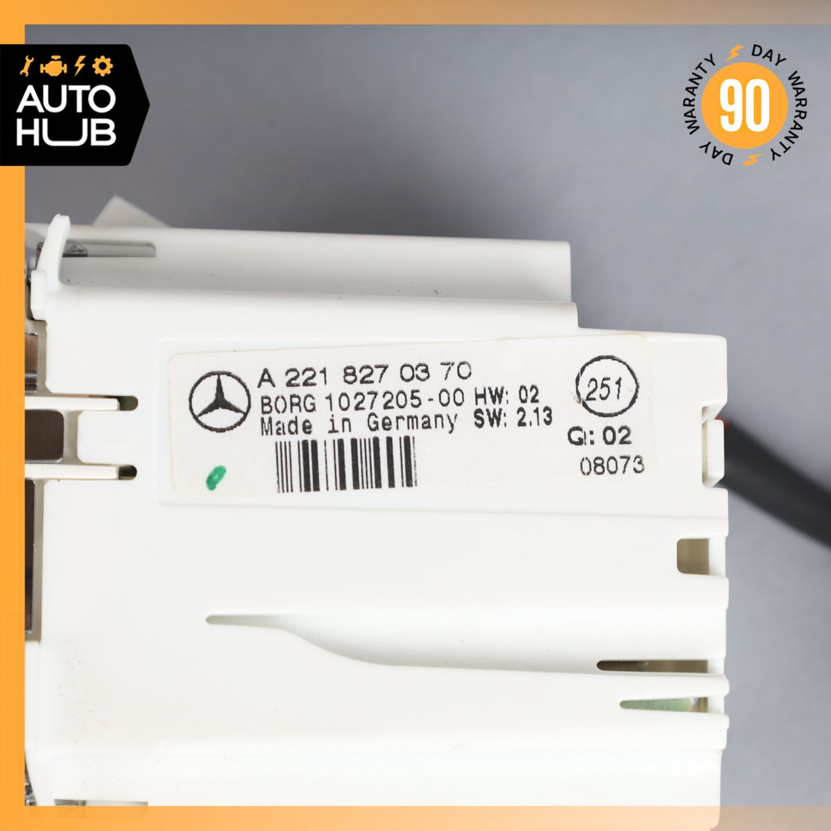 07-14 Mercedes W216 CL550 S400 Center Dash Vent Clock 2218270370 OEM - photo 9