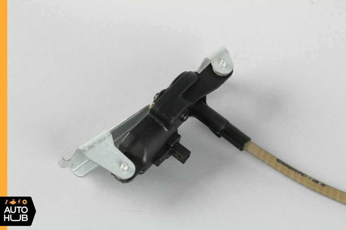 06-13 Mercedes W251 R350 R500 Rear Left Side Quarter Window Motor 2518201942 OEM - photo 2