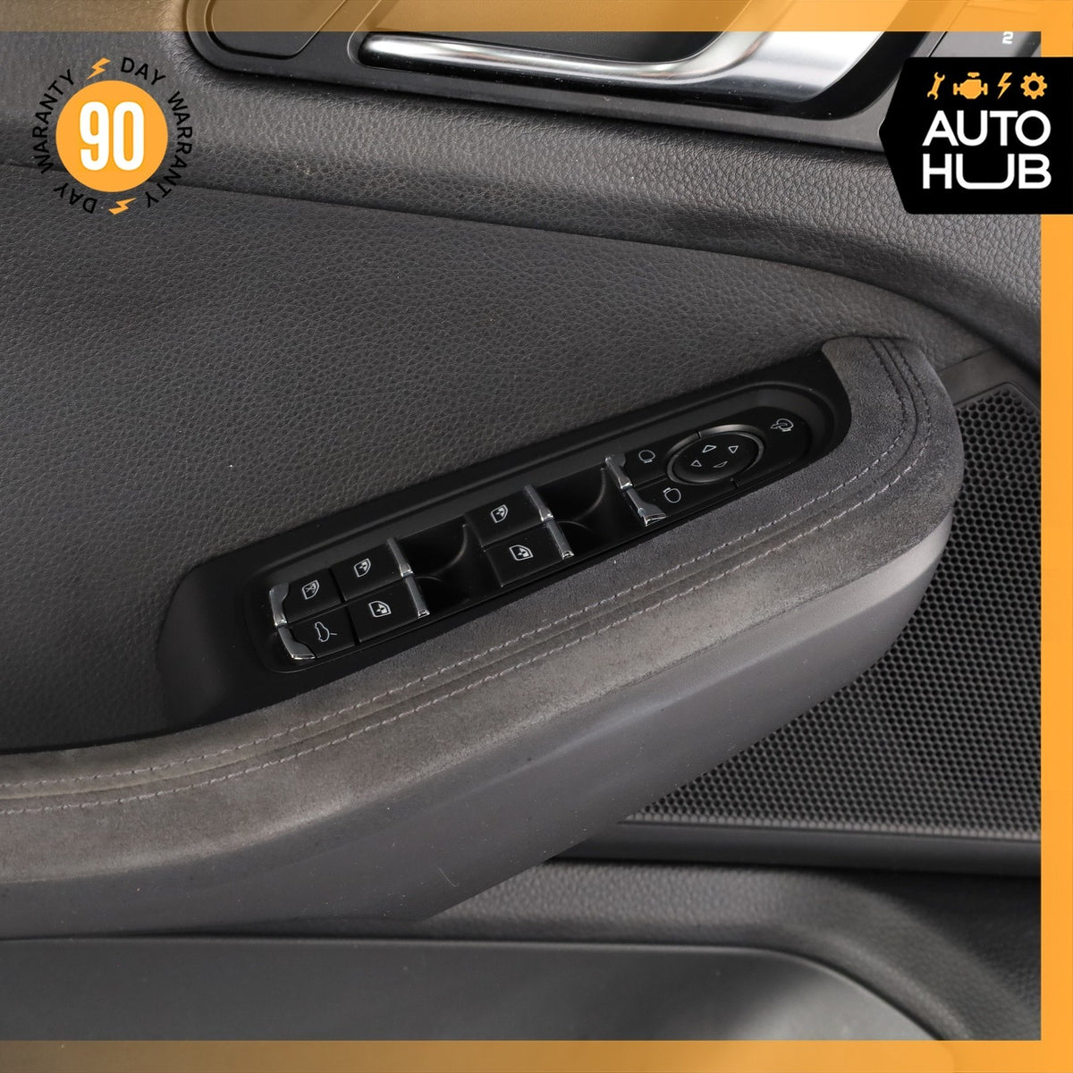 15-24 Porsche Macan 95B Front Left Driver Side Interior Door Panel Suede OEM 46k - photo 9