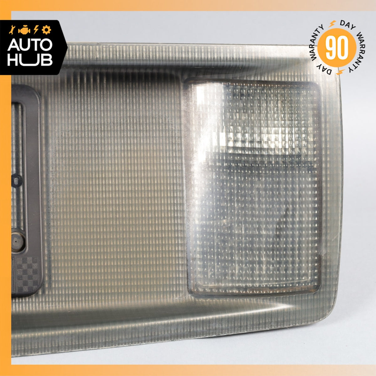 04-09 Cadillac XLR Rear Trunk Lid License Plate Light 10346747 OEM - photo 5