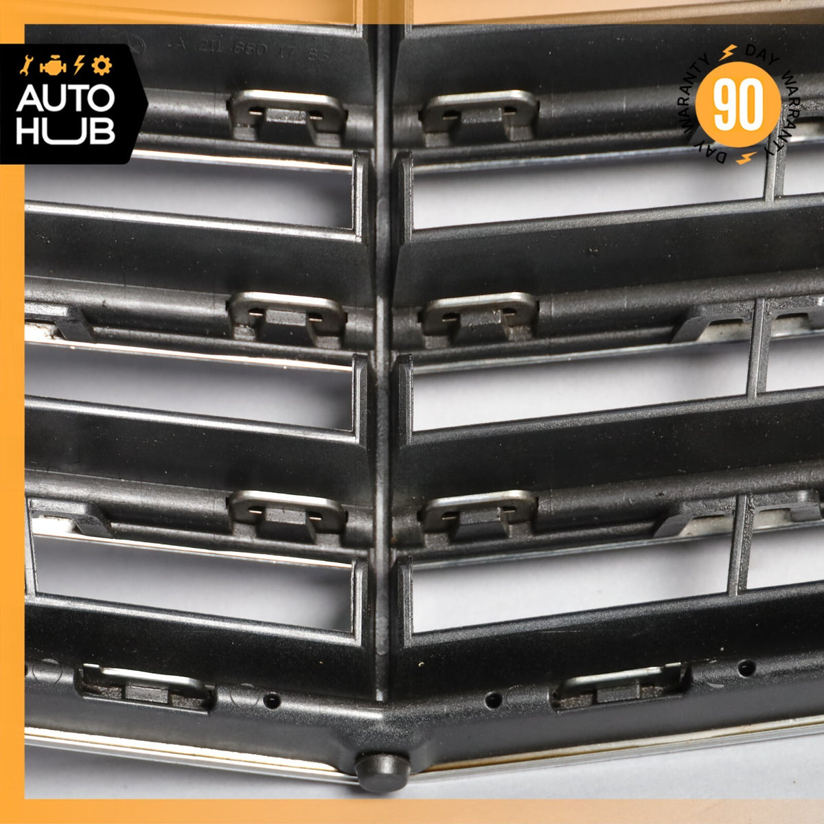 07-09 Mercedes W211 E350 E550 E320 Hood Radiator Grille Grill Chrome OEM - photo 19