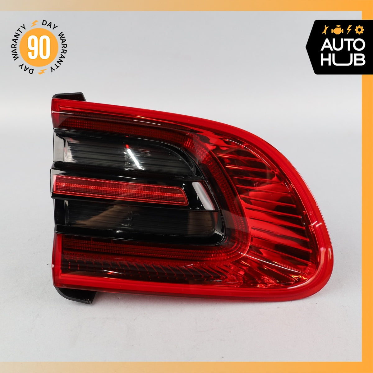 15-18 Porsche Macan S 95B Rear Left Driver Side Inner Tail Light Lamp OEM - photo 2