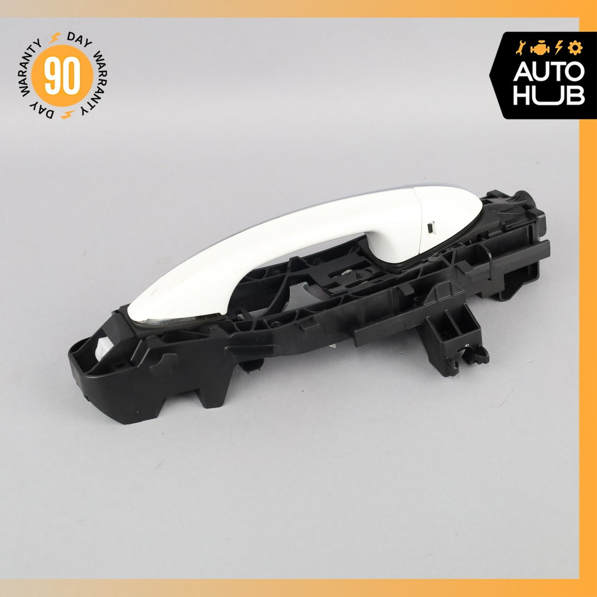 Mercedes W213 E300 Front Left Side Exterior Door Handle Keyless Go White OEM - photo 2