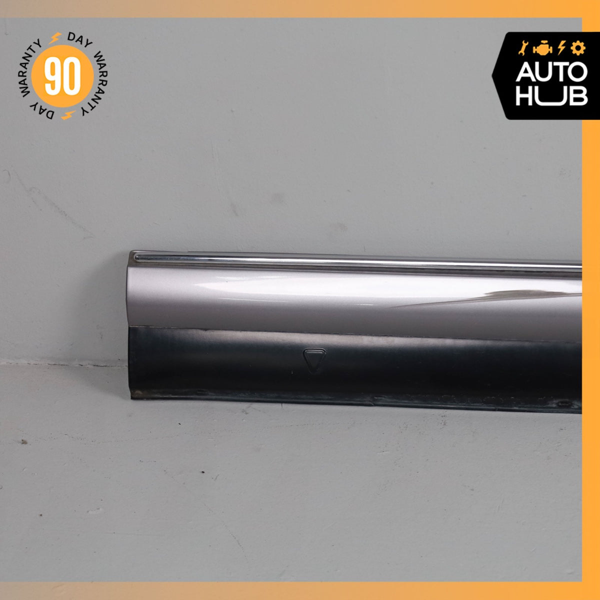 99-02 Rolls Royce Silver Seraph Right Side Skirt Rocker Panel Molding OEM - photo 2