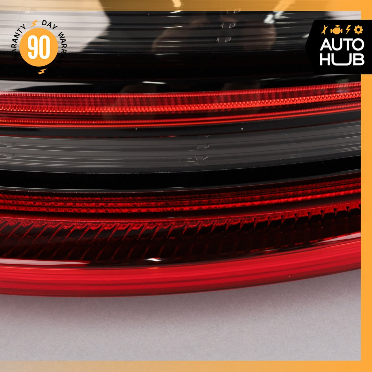 15-18 Porsche Macan 95B S GTS Right Side Outer Tail Light Lamp 95B945096N OEM - photo 6