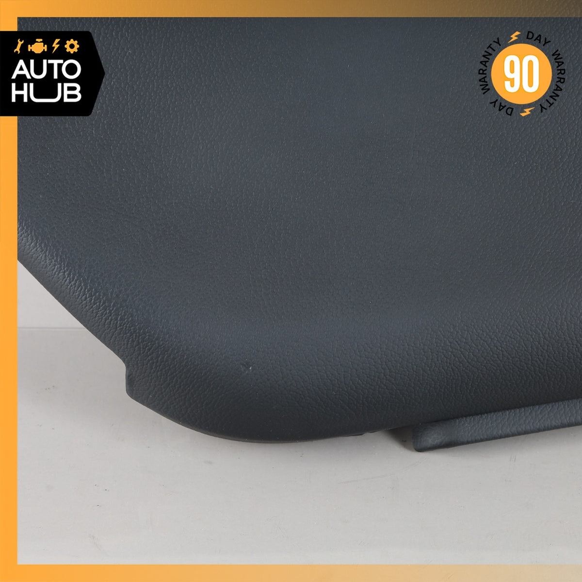 Maserati Quattroporte Ghibli Center Console Armrest Storage Panel Trim Left OEM - photo 4