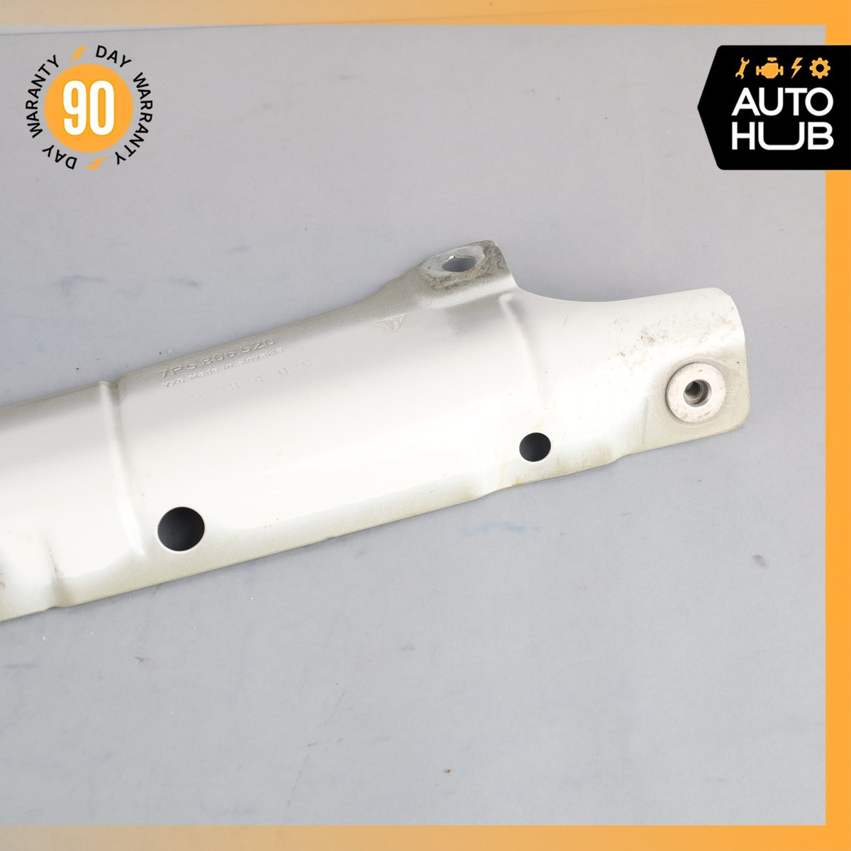 Porsche Cayenne 958 Front Right Fender Support Mount Bracket 7P5806520 OEM - photo 4