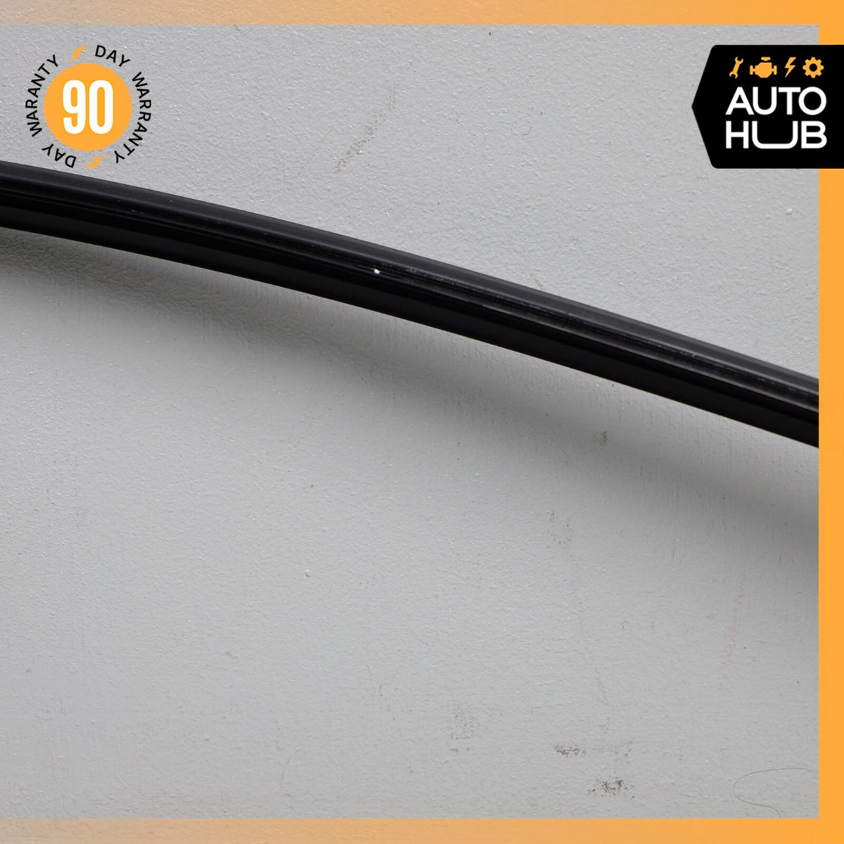 08-19 Maserati GranTurismo S M145 Front Right Door Window Molding Frame OEM 56k - photo 10