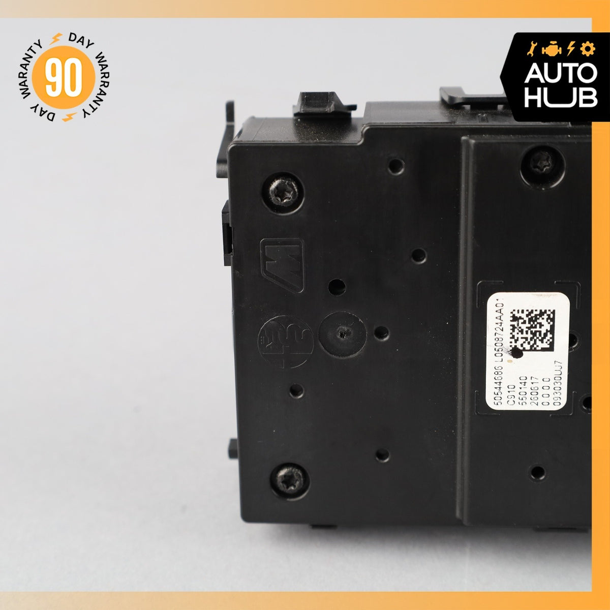 17-26 Alfa Romeo 949 Stelvio Left Side Seat Adjustment Switch OEM - photo 6