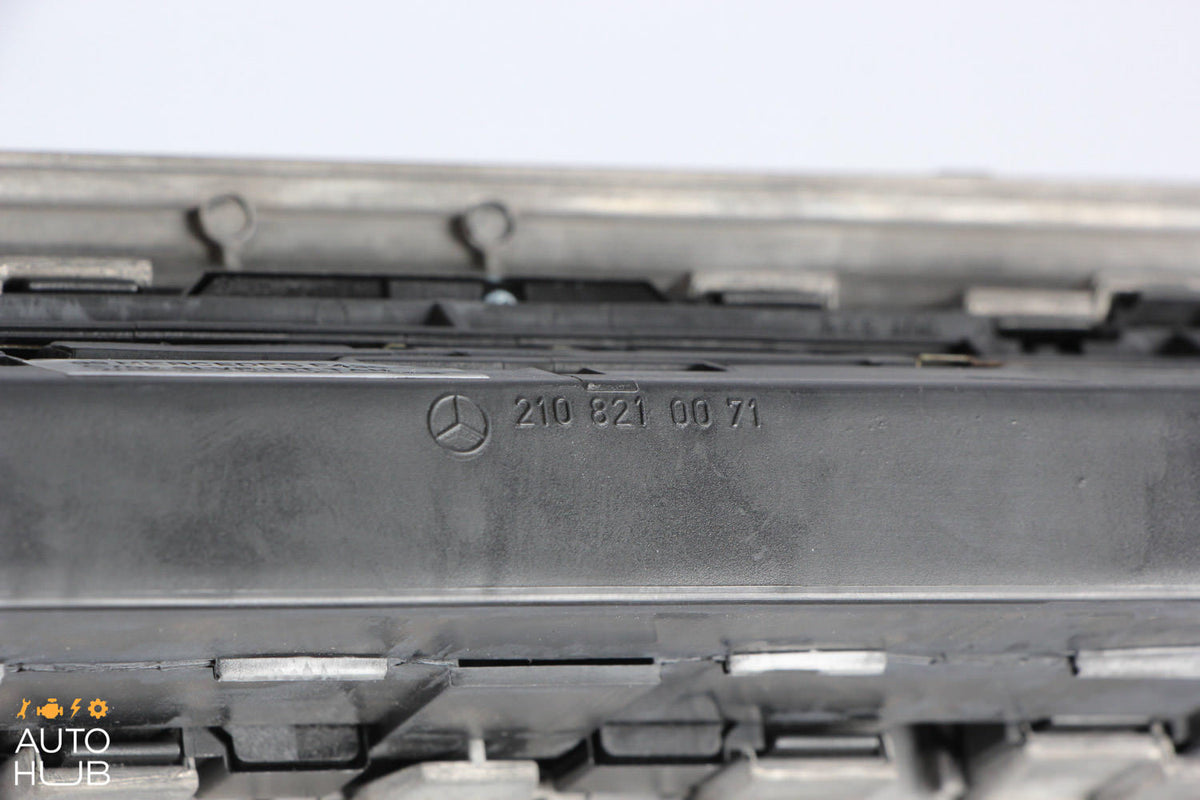 98-02 Mercedes W210 E430 E55 Center Console Dash Trim Switch Hazard 2108210071 - photo 10