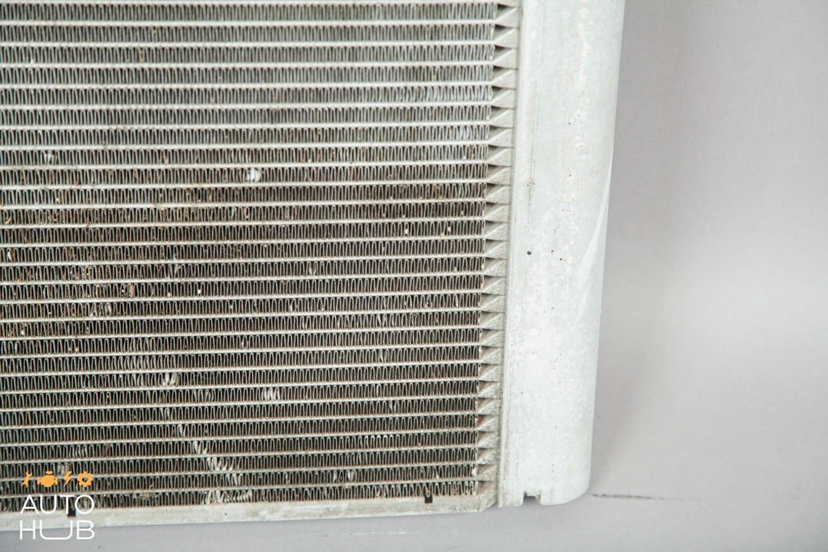 03-05 Land Range Rover L322 HSE 4.4 Engine Cooling Radiator PCC000850 OEM - photo 3