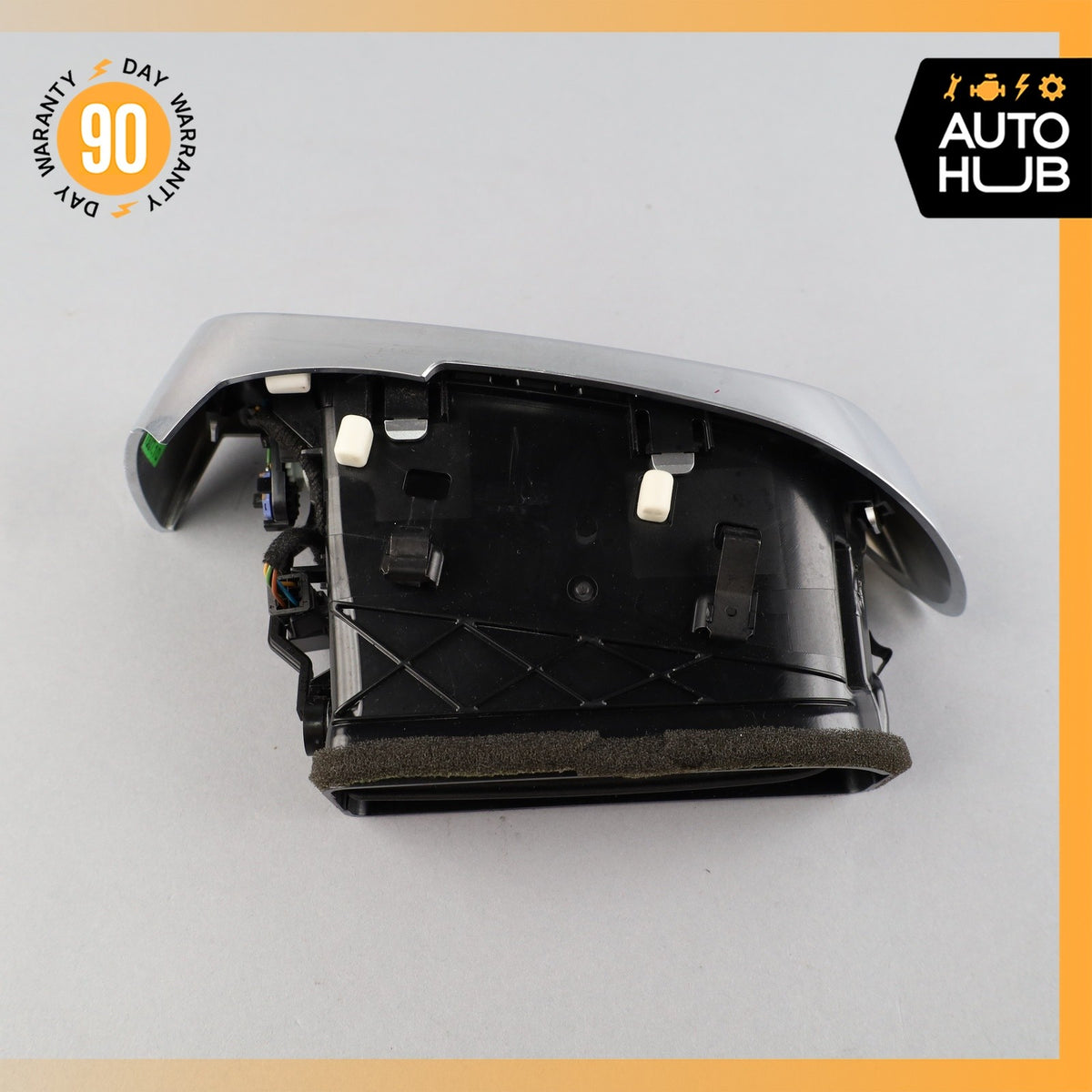 11-16 Porsche Cayenne 958 Dash AC A/C Air Vent Grill Center Right 7P5819728E OEM - photo 6