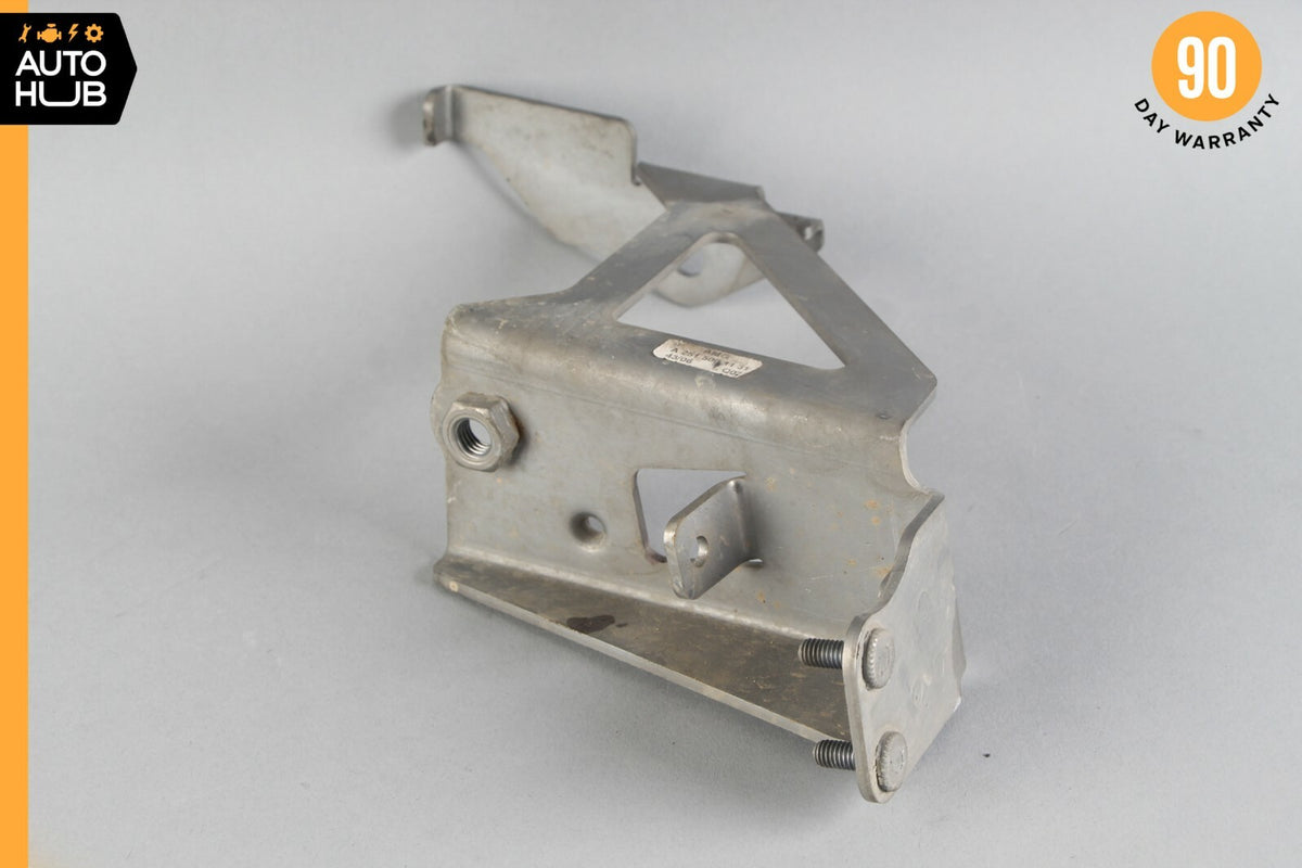 07-11 Mercedes W164 ML63 R63 AMG Left Engine Oil Cooler Mount Bracket 2515001131 - photo 4