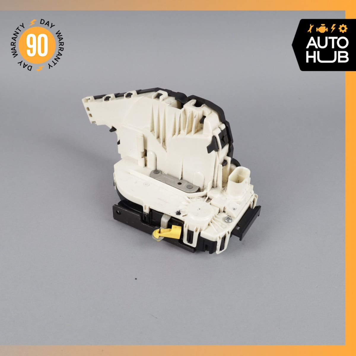17-20 Maserati Levante S M161 Front Left Side Door Lock Latch Actuator OEM 73k - photo 2