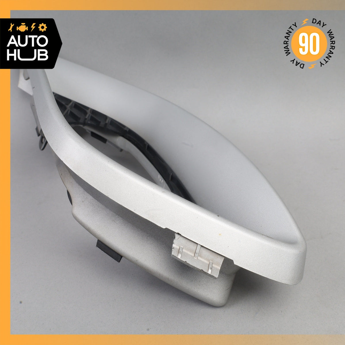 06-13 Mercedes W251 R350 R320 R500 Front Left Bumper Foglight Lamp Bezel OEM - photo 5