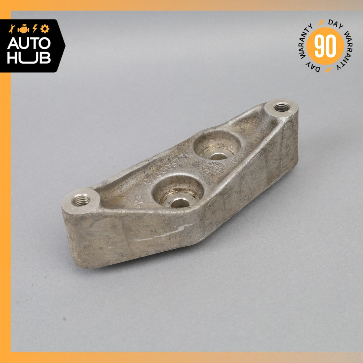 14-21 Maserati Ghibli M157 AWD Front Differential Support Mount Bracket OEM - photo 2