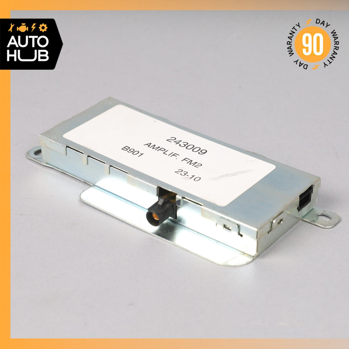 09-13 Maserati Quattroporte M139 Rear Left Antenna AM/FM Amplifier Module OEM - photo 1
