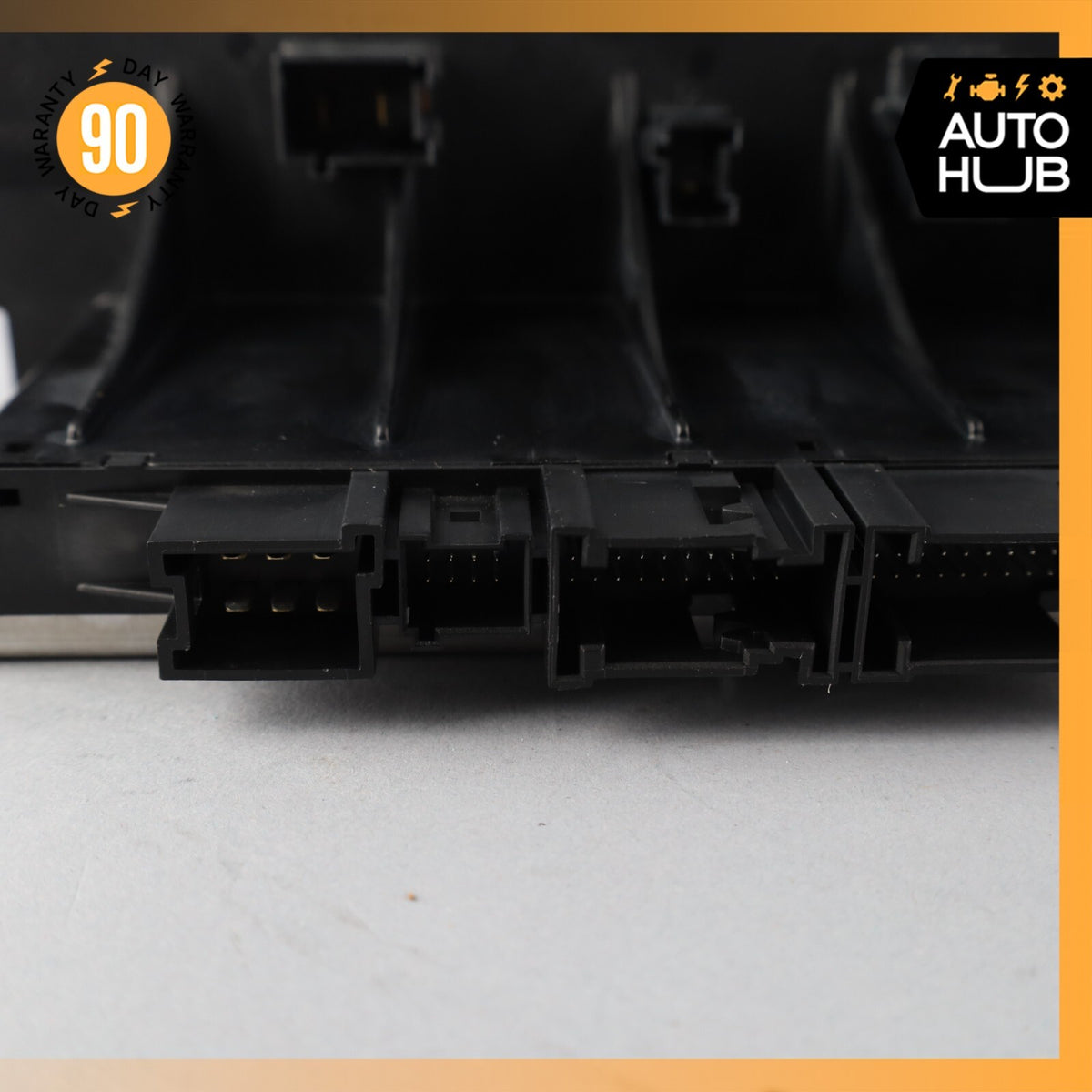 03-12 Mercedes R230 SL500 SL55 Front Left SAM Fuse Box Control Module OEM - photo 12