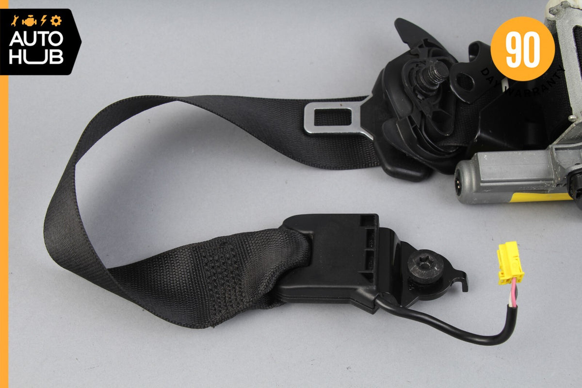 08-14 Mercedes W204 C300 C350 C250 Front Right Passenger Seat Belt Black OEM - photo 7