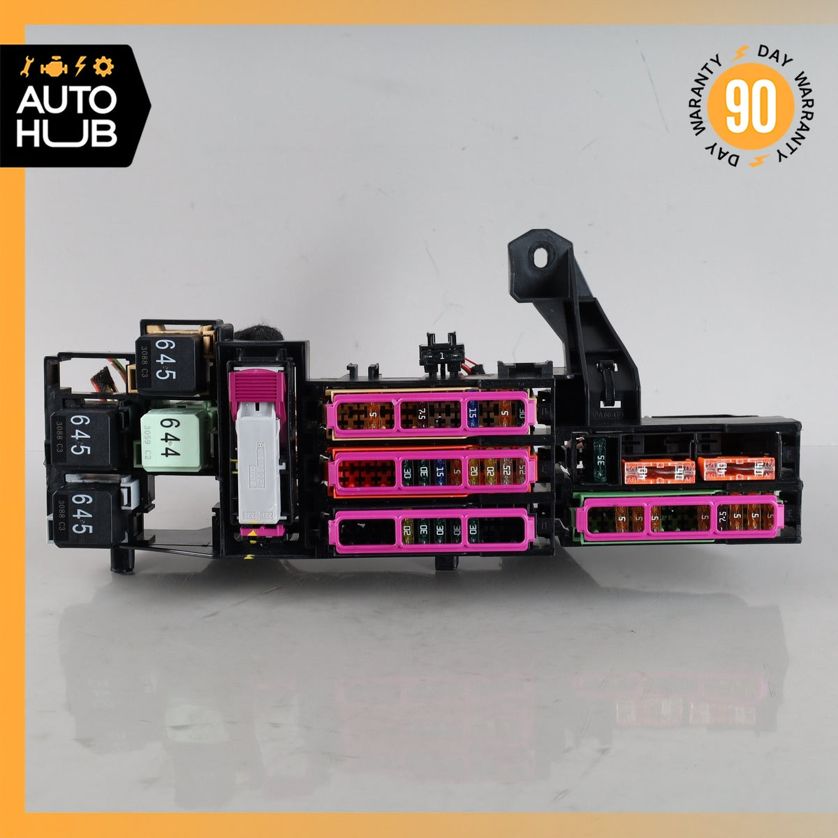 12-18 Audi C7 S6 A6 Rear Trunk Fuse Relay Junction Box OEM 51k - photo 2