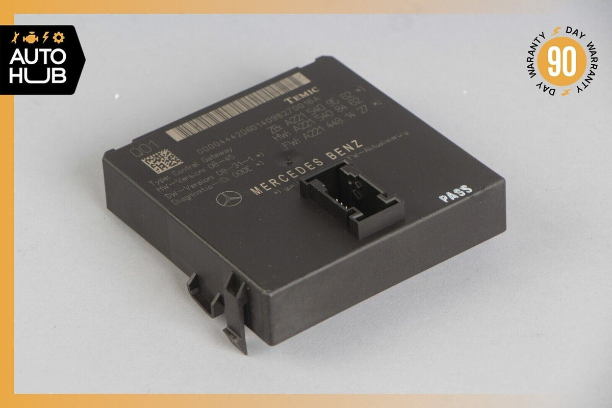 07-14 Mercedes W216 CL550 S600 Central Gateway Control Module 2215409562 OEM - photo 1