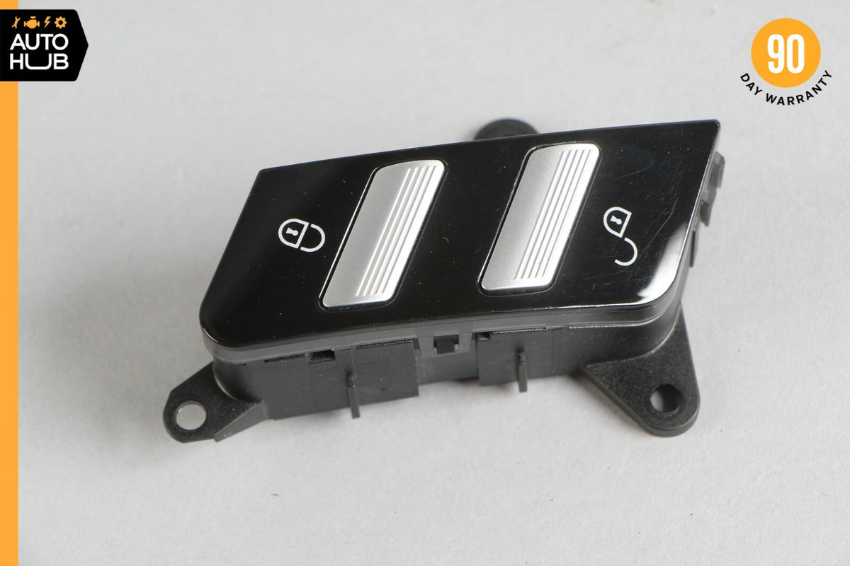 07-14 Mercedes W221 S550 CL550 Door Lock Switch Front Left Side 2218213051 OEM - photo 1