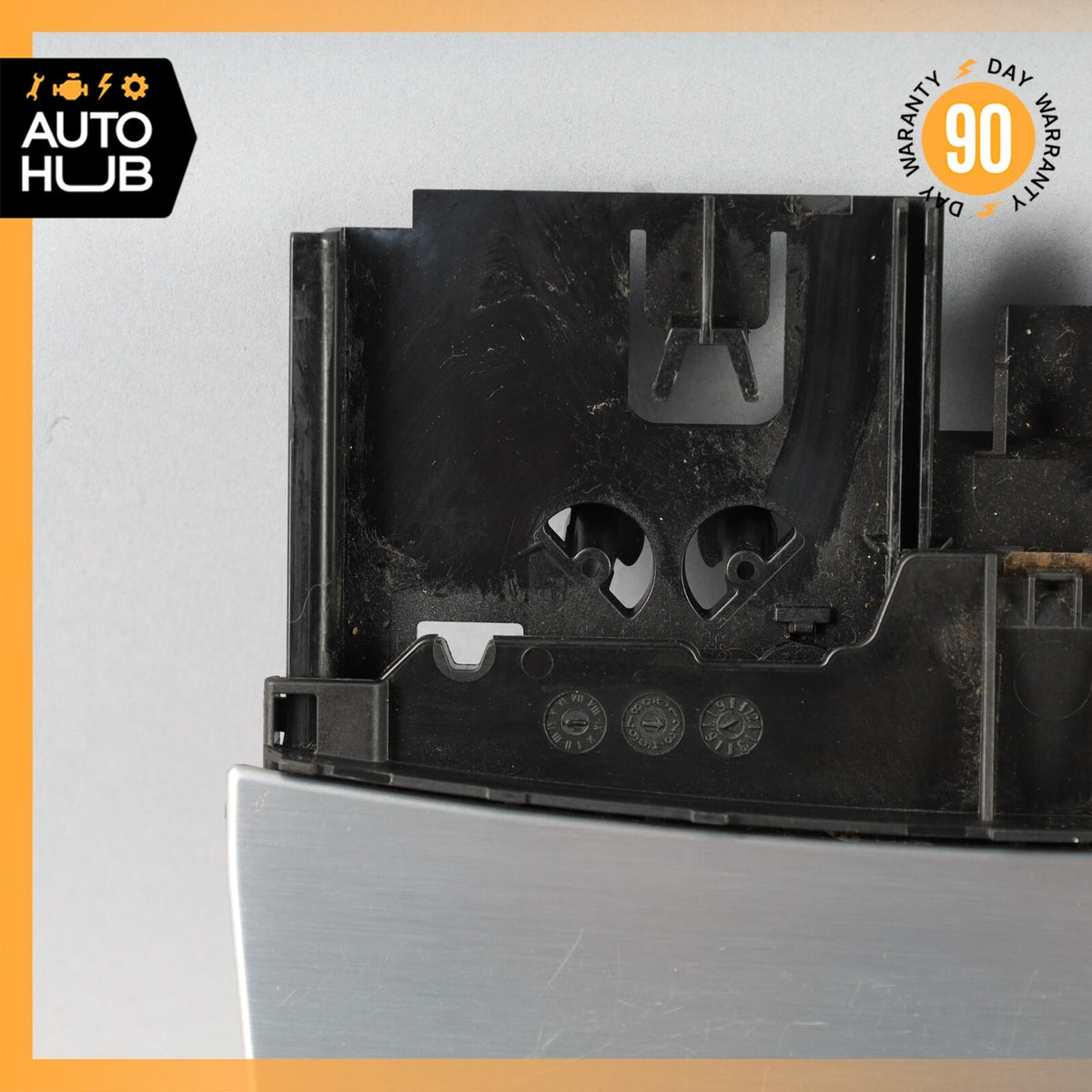 Mercedes W204 C250 E350 C350 Center Console Ashtray Ash Tray Compartment OEM - photo 2