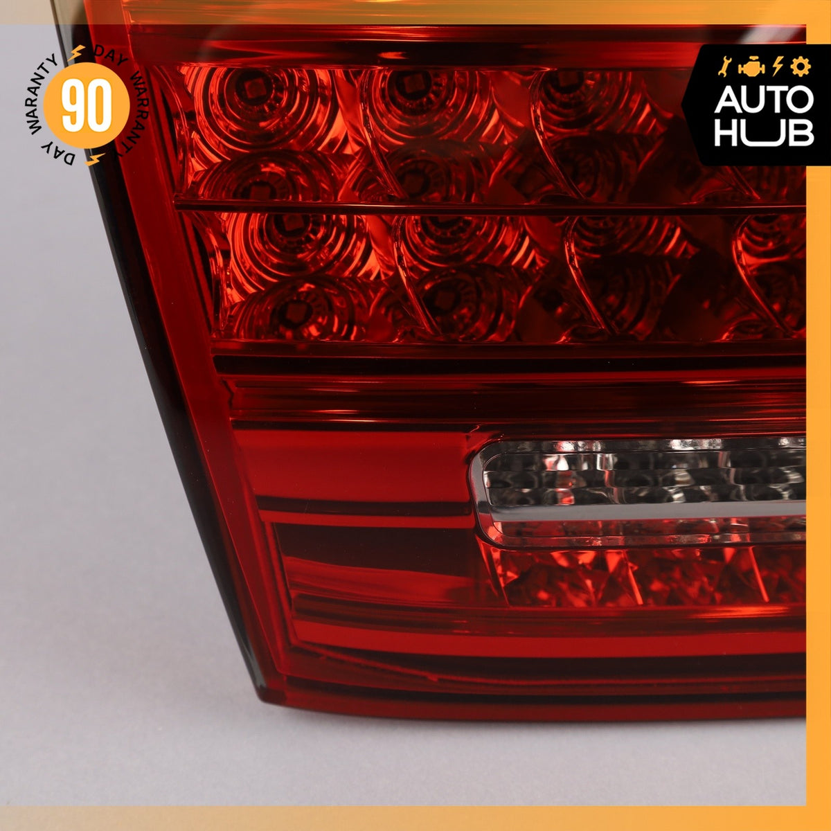 11-14 Porsche Cayenne 958 VR6 Left Driver Side Inner Tail Light Lamp OEM 94k - photo 6