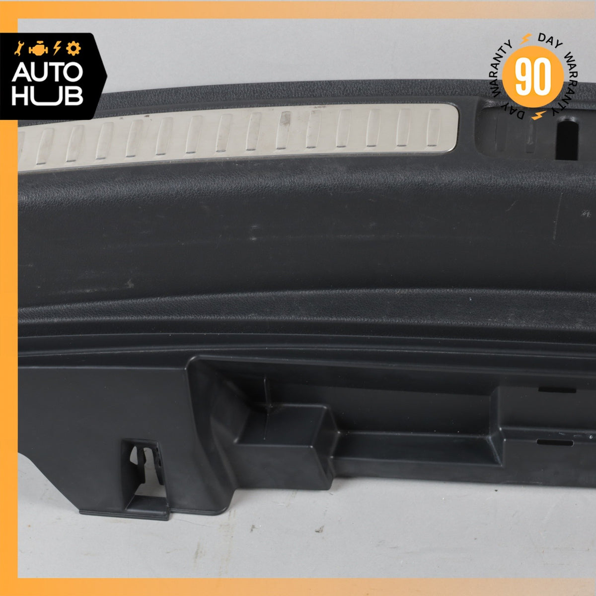 Porsche Macan 95B Trunk Scuff Plate Trim Panel 95B864483F OEM 88k - photo 5
