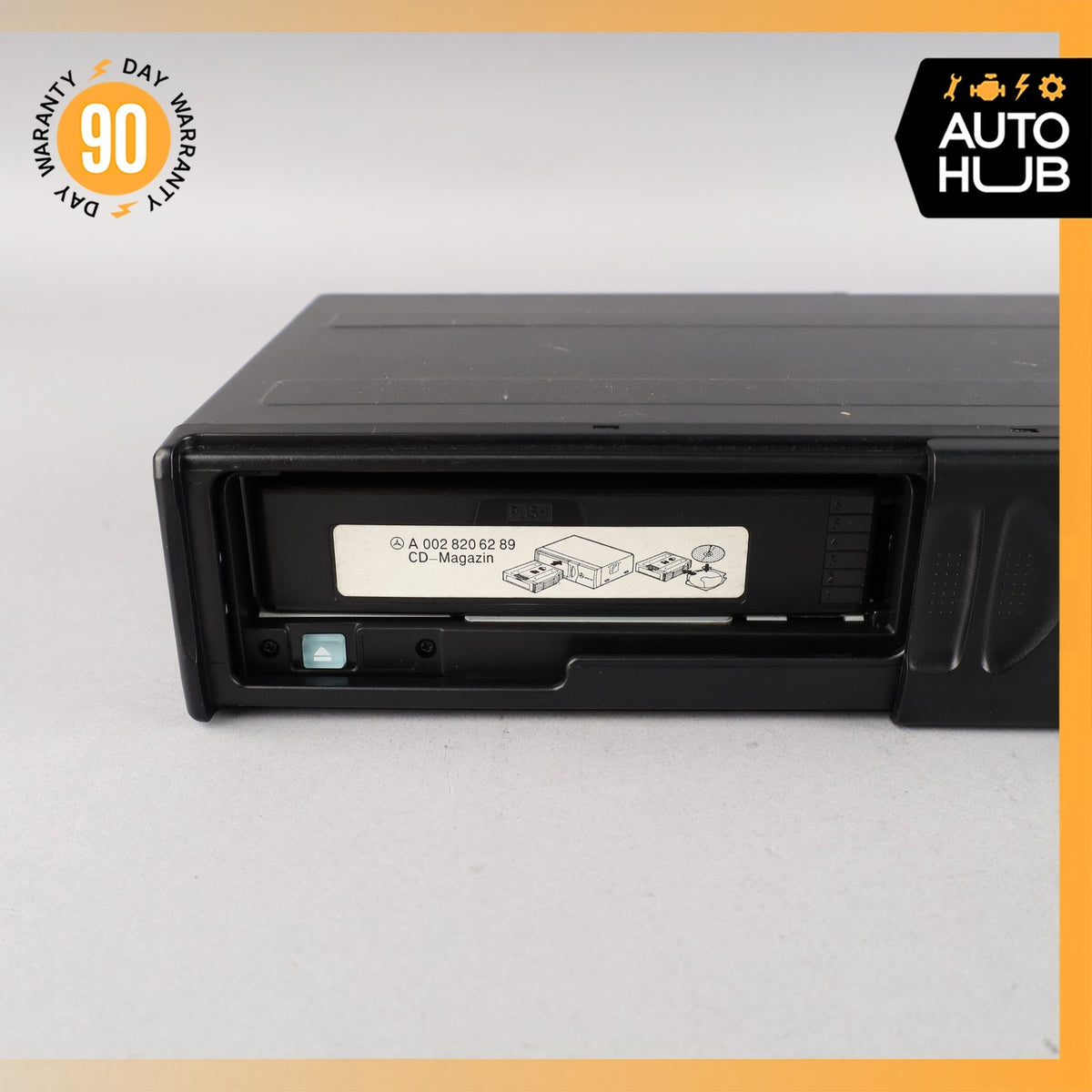 03-08 Mercedes R230 SL500 S430 CLK500 S430 CD Changer 6 Disk Player MC3330 OEM - photo 4