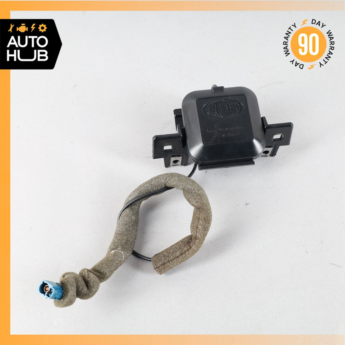 08-19 Maserati GranTurismo GranCabrio M145 GPS Radio Antenna 236503 OEM - photo 1
