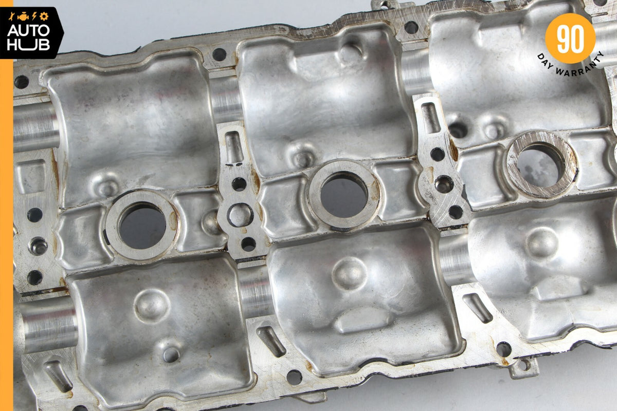 07-12 Mercedes W221 S550 CL550 Right Side Engine Cylinder Head Valve Cover OEM - photo 8